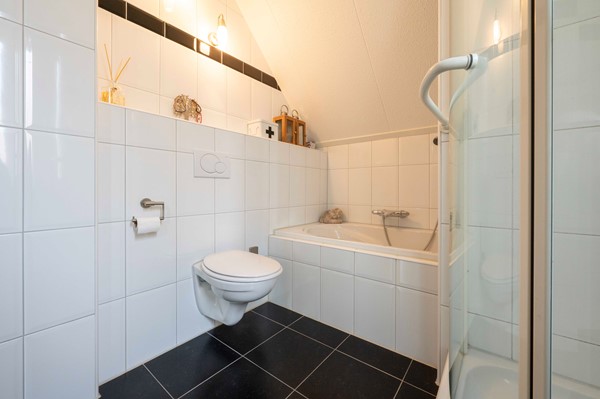 Medium property photo - Watergraaflaan 45, 4731 WJ Oudenbosch